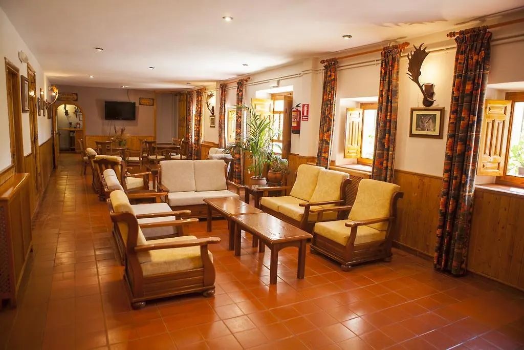 Hotel La Hortizuela Coto Ríos 2*,
